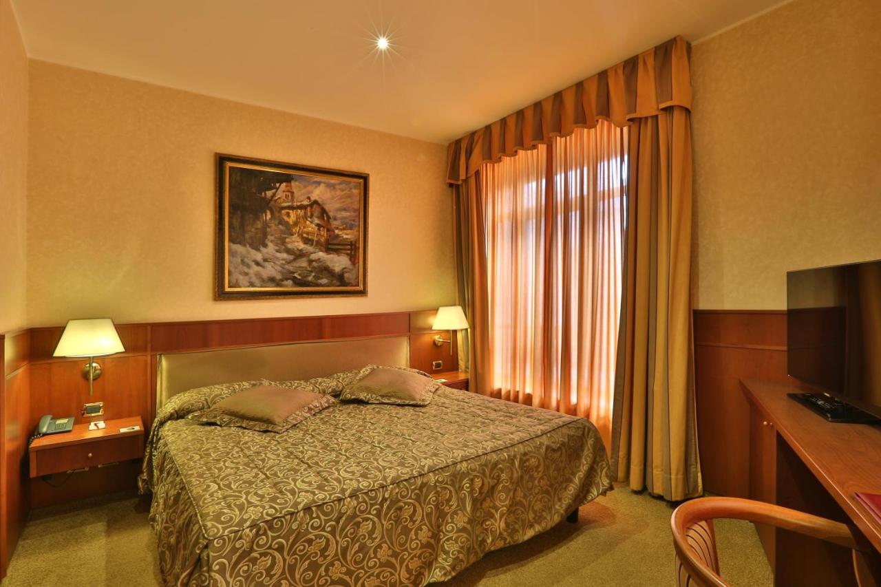 Palace Hotel Moderno Pordenone Exterior photo